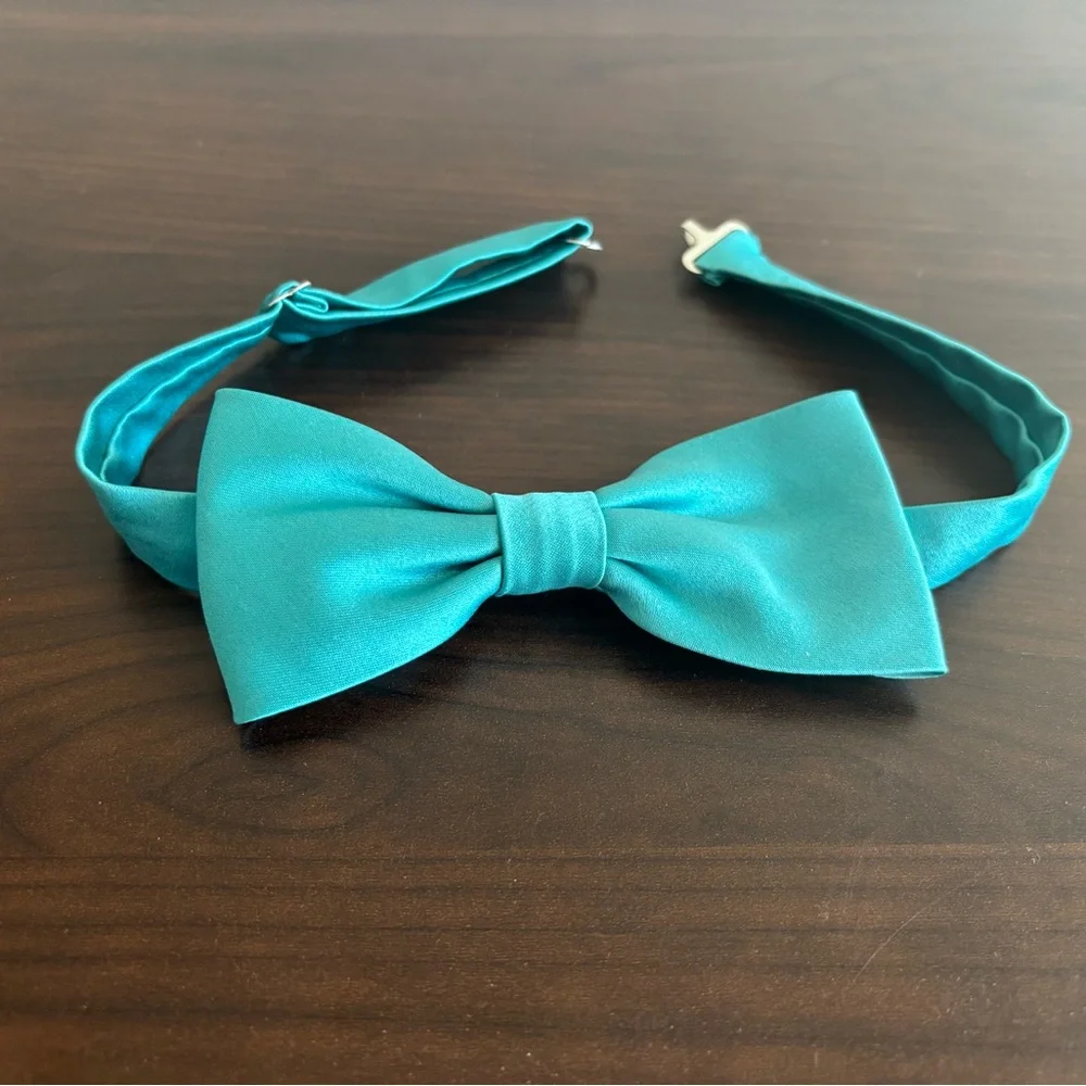 NEW 7 Men’s Adjustable Clip On Bow Ties for Groomsmen Wedding Satin Solid Teal